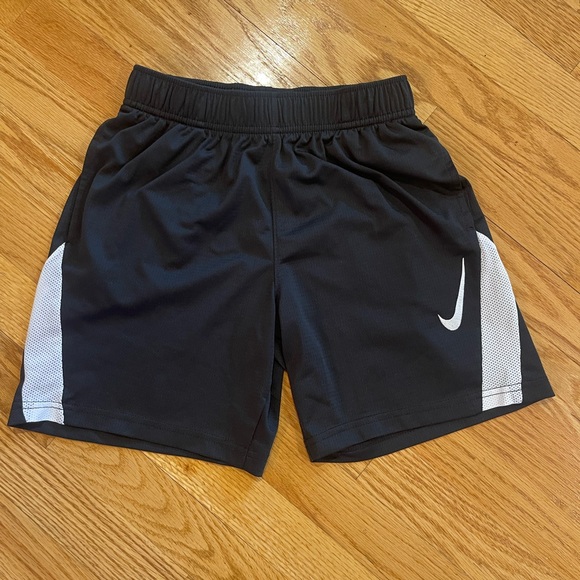 Nike Other - Nike Dri-Fit Boys Soccer Shorts Size Small